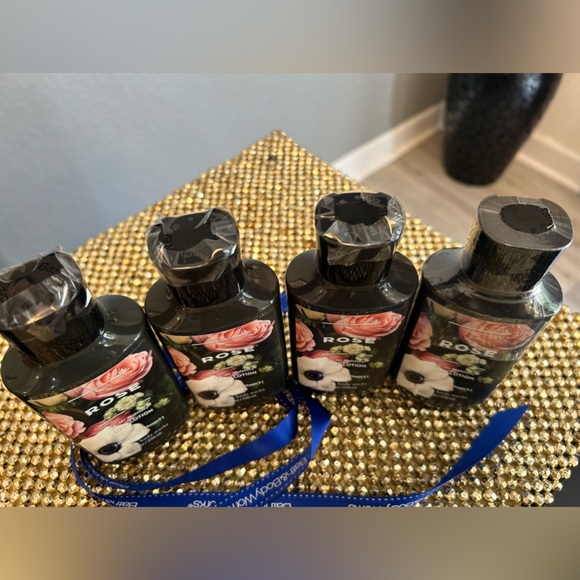 Bath & Body Works Rose Body Lotion - Picture 6 of 8